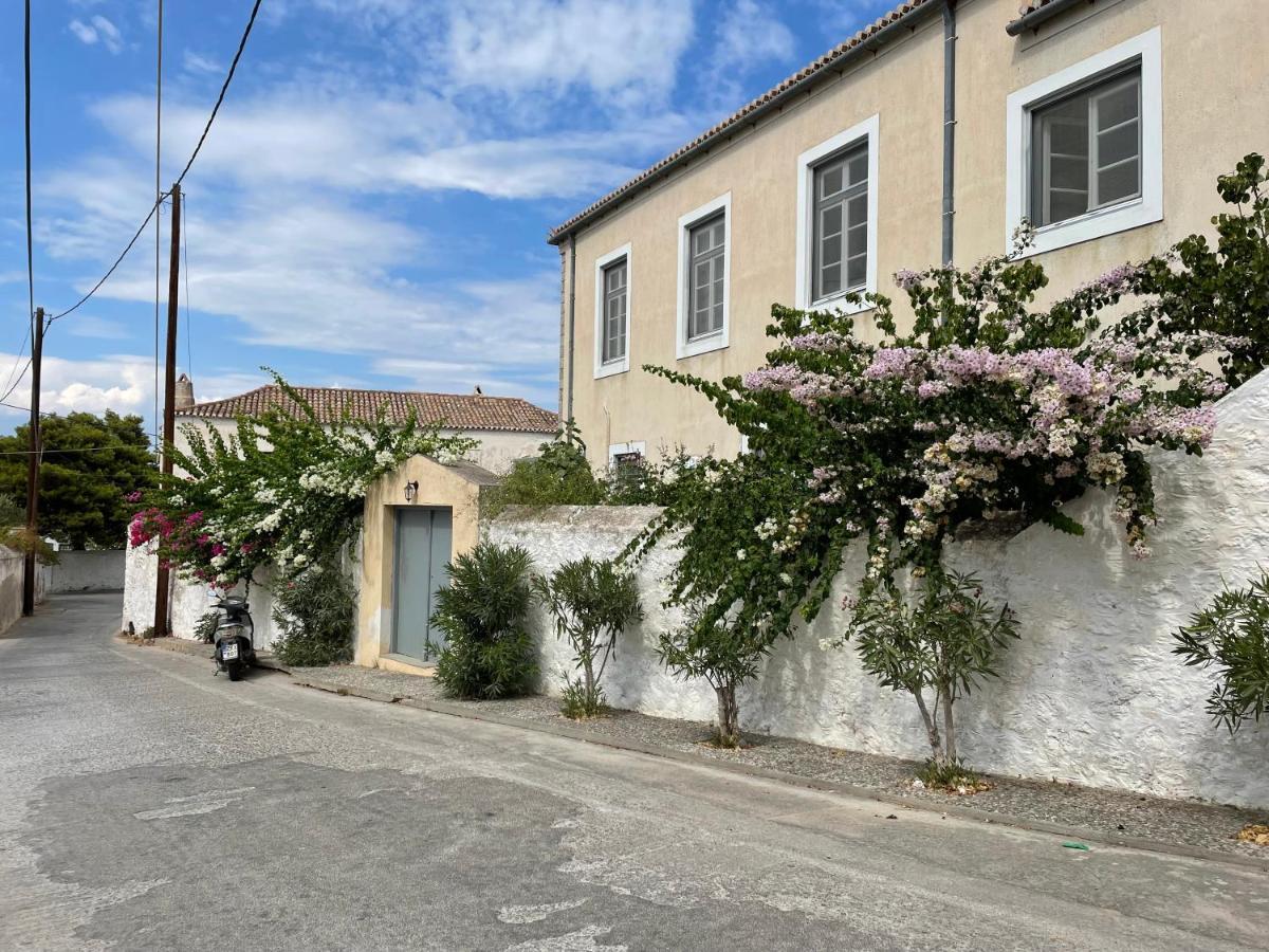Villa 1853, Spetses Ground Floor Εξωτερικό φωτογραφία